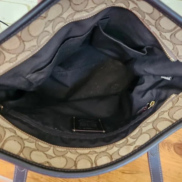 Euc Coach Gallery Khaki Jacquard Zip Top Shoulder Bag Purse - Picture 14 of 15